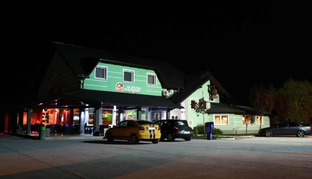 Rooms En Krajcar Cerknica Exterior foto