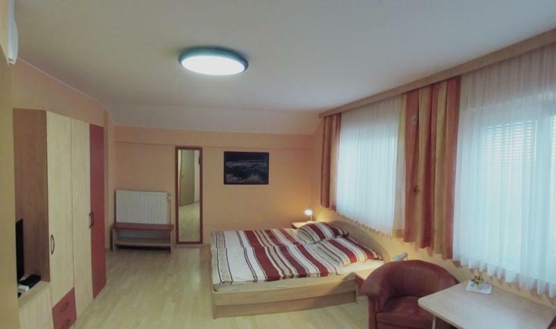 Rooms En Krajcar Cerknica Exterior foto
